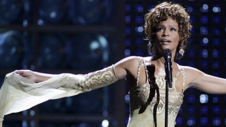 Whitney Houston di nuovo tour grazie al suo ologramma